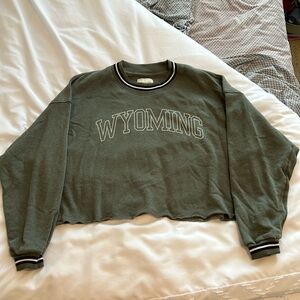 AMERICAN EAGLE Cropped Cotton Sweatshirt. Size XS VERY SOFT